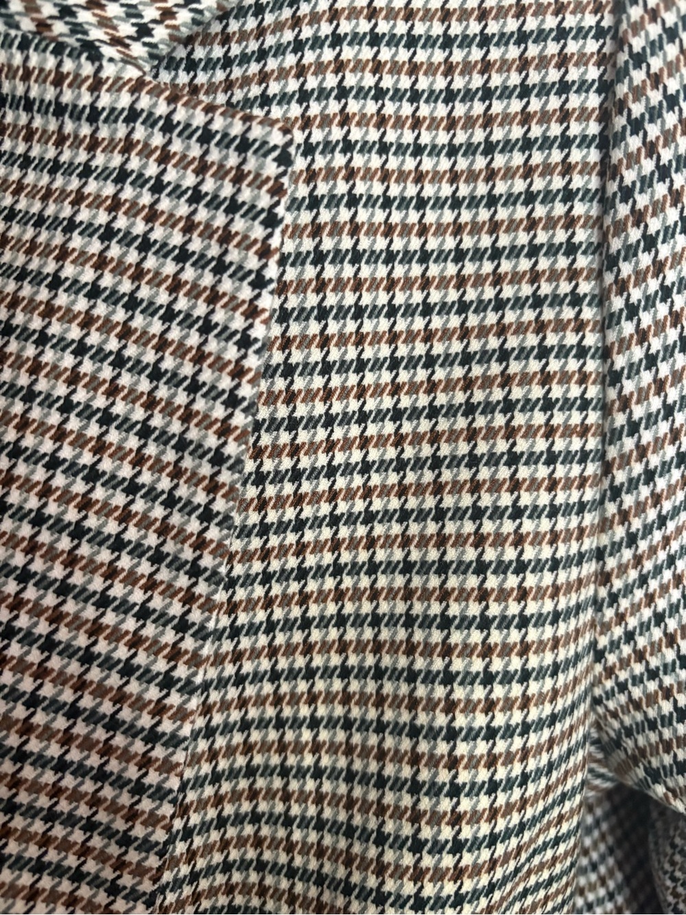 Ann Taylor Factory Petite Houndstooth Blazer — Size 12P - Picture 4 of 8